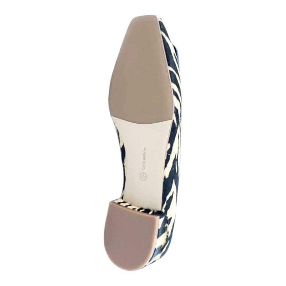 Giani Bernini Women's Borraa Snip Toe Dress Flats Black White Zebra Size 7 - Picture 5 of 5